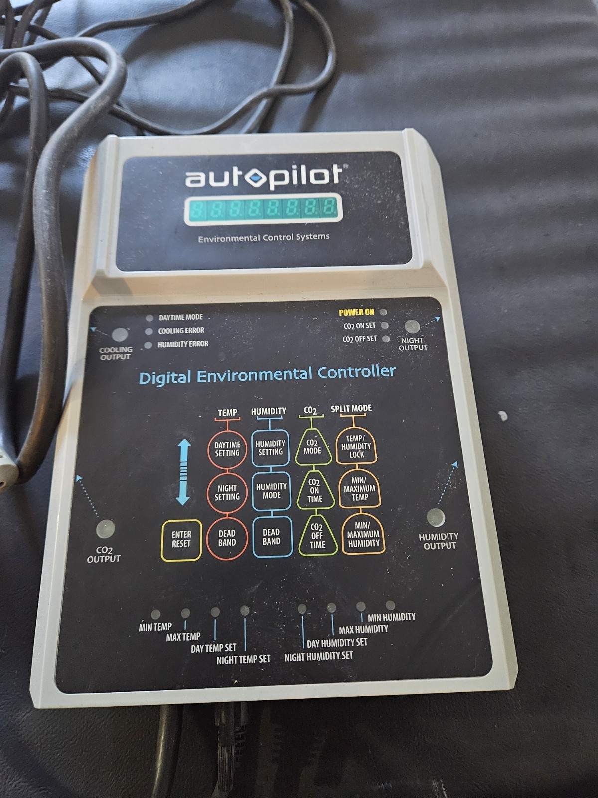 Autopilot Digital Climate Controller - DEC Temp & Humidity C...