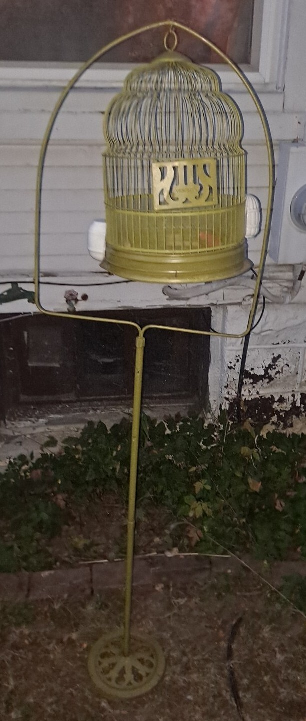 Vintage Antique Hendryx Bird Cage With Original Cast Iron St...