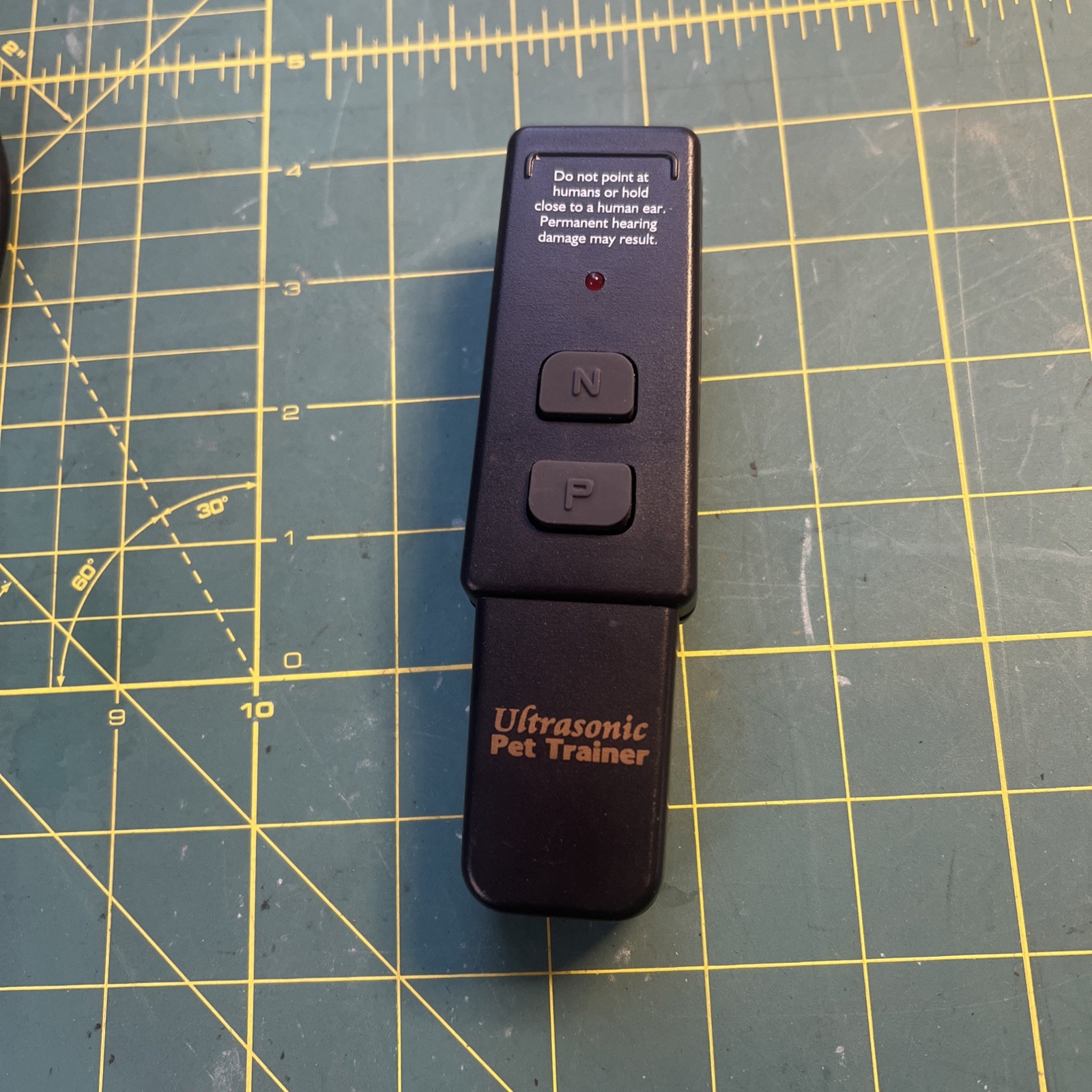 Ultrasonic Pet Trainer PetSafe Collarless Remote Device - W4...