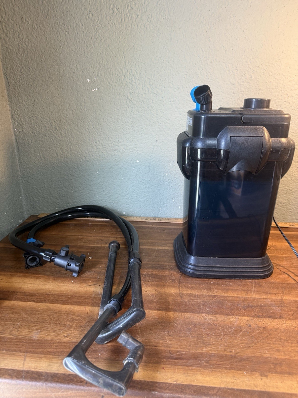 Penn Plax Cascade 1000 Canister Filter for 100 Gallon Aquari...