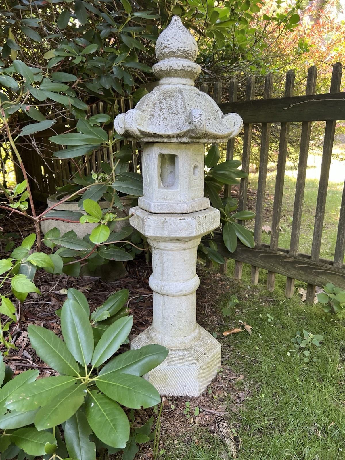 Oriental Concrete Lantern - Japanese Garden Sculpture - Ston...
