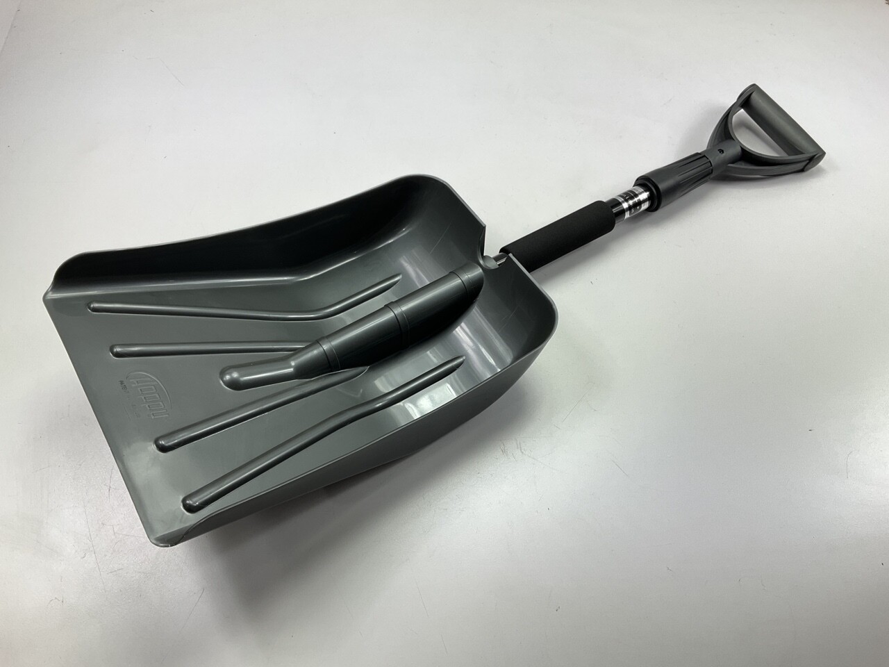 Hoppy Gray Auto Emergency Snow Shovel - Extendable Handle Mo...
