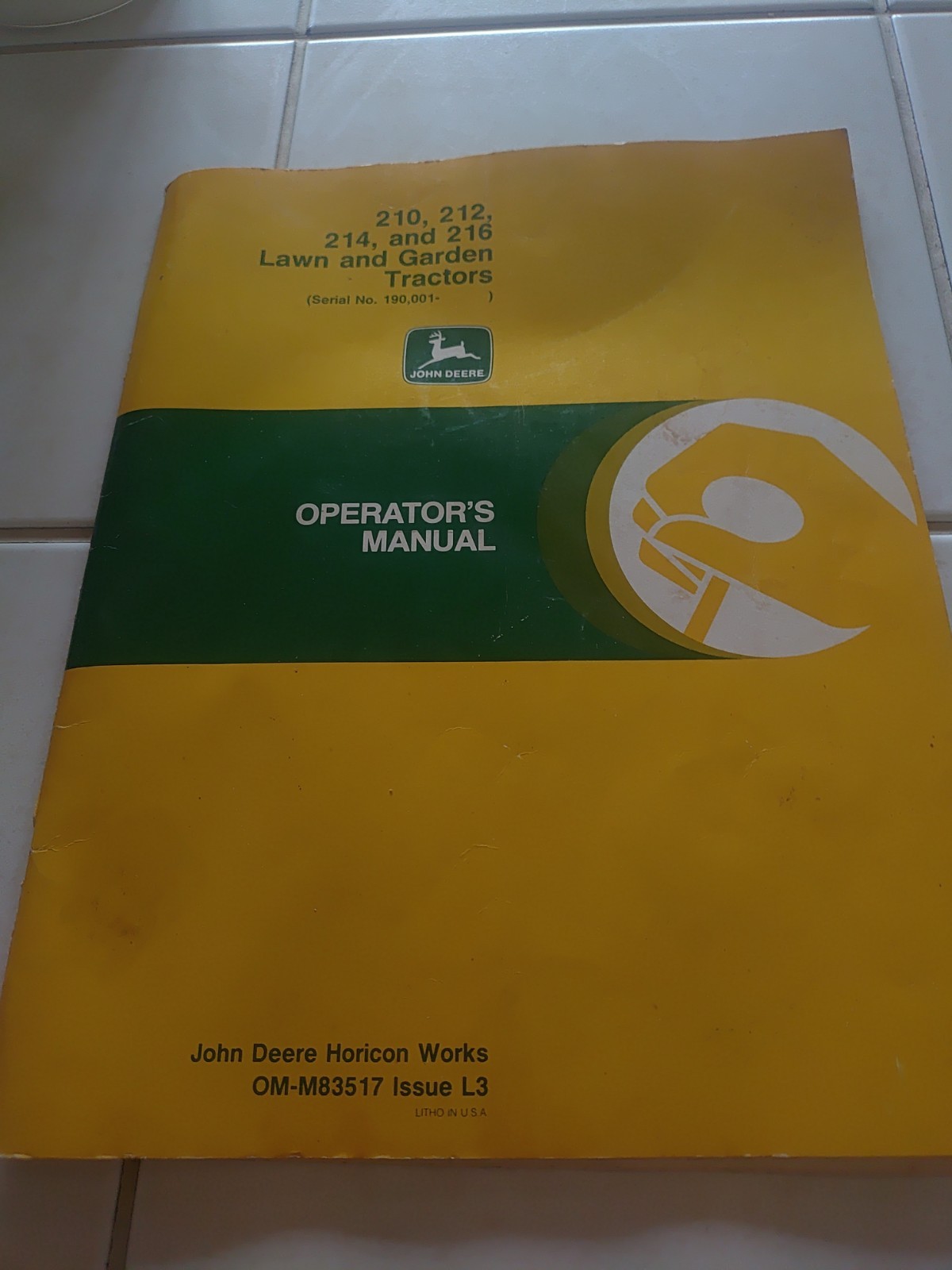 John Deere Lawn Tractors Operators Manual OM-M83517