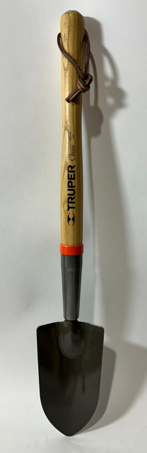 Truper GTL-SH Classic Garden Trowel Ash Handle 21 Inch