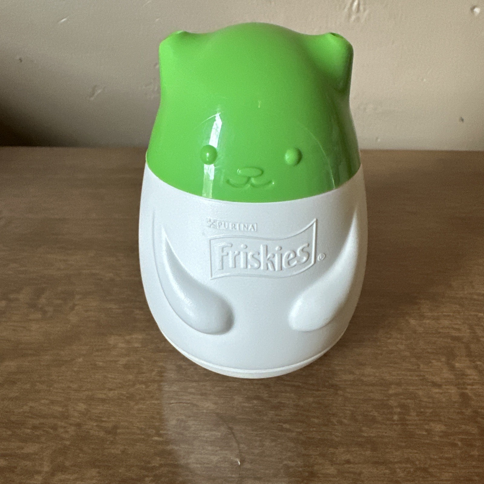 Purina Friskies Pull 'n Play Wobbert Cat Treat Dispenser Toy...
