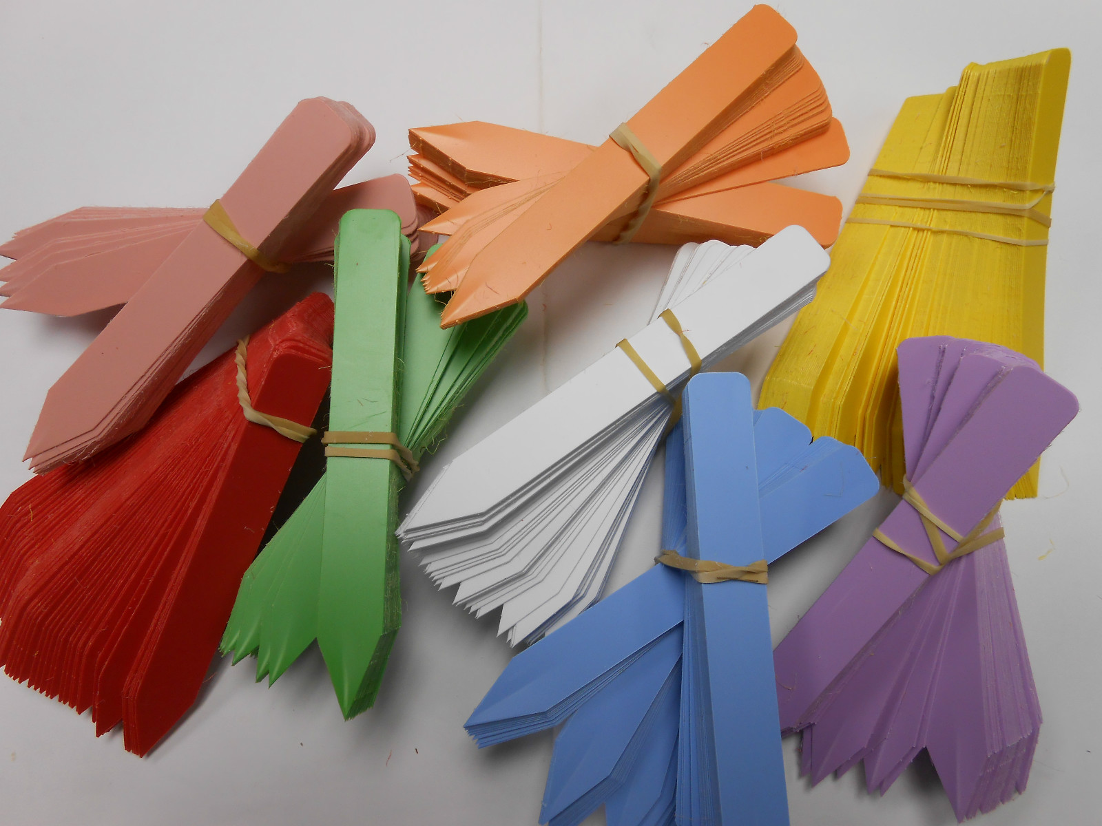 Colorful Plastic Plant Stakes Labels Markers - 10 Colors - 5...