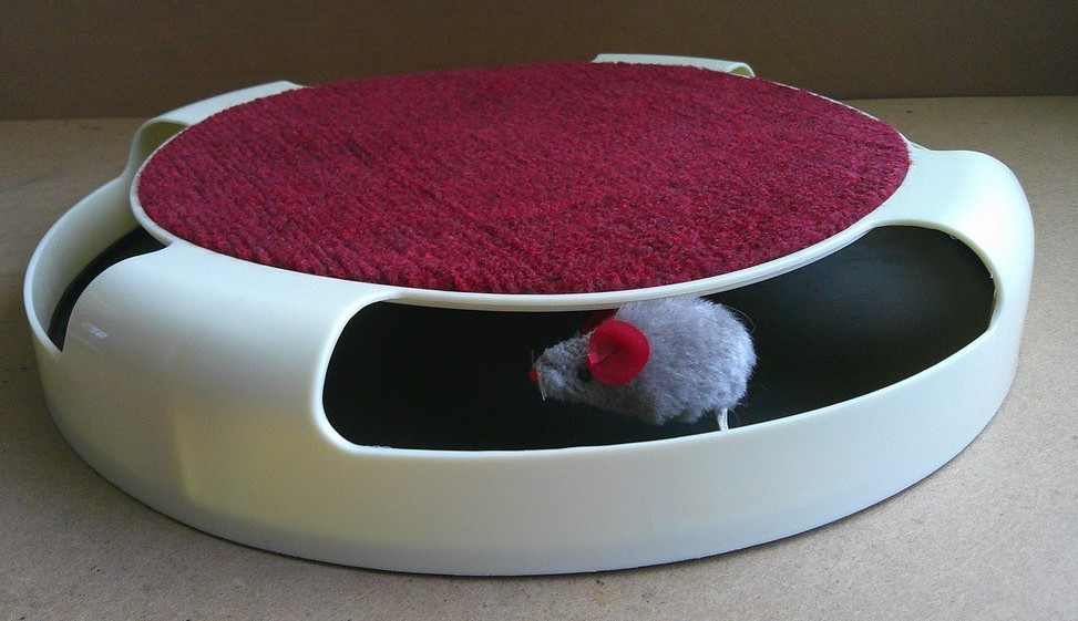 Ziway Interactive Motion Cat Toy "Catch the Mouse" Red