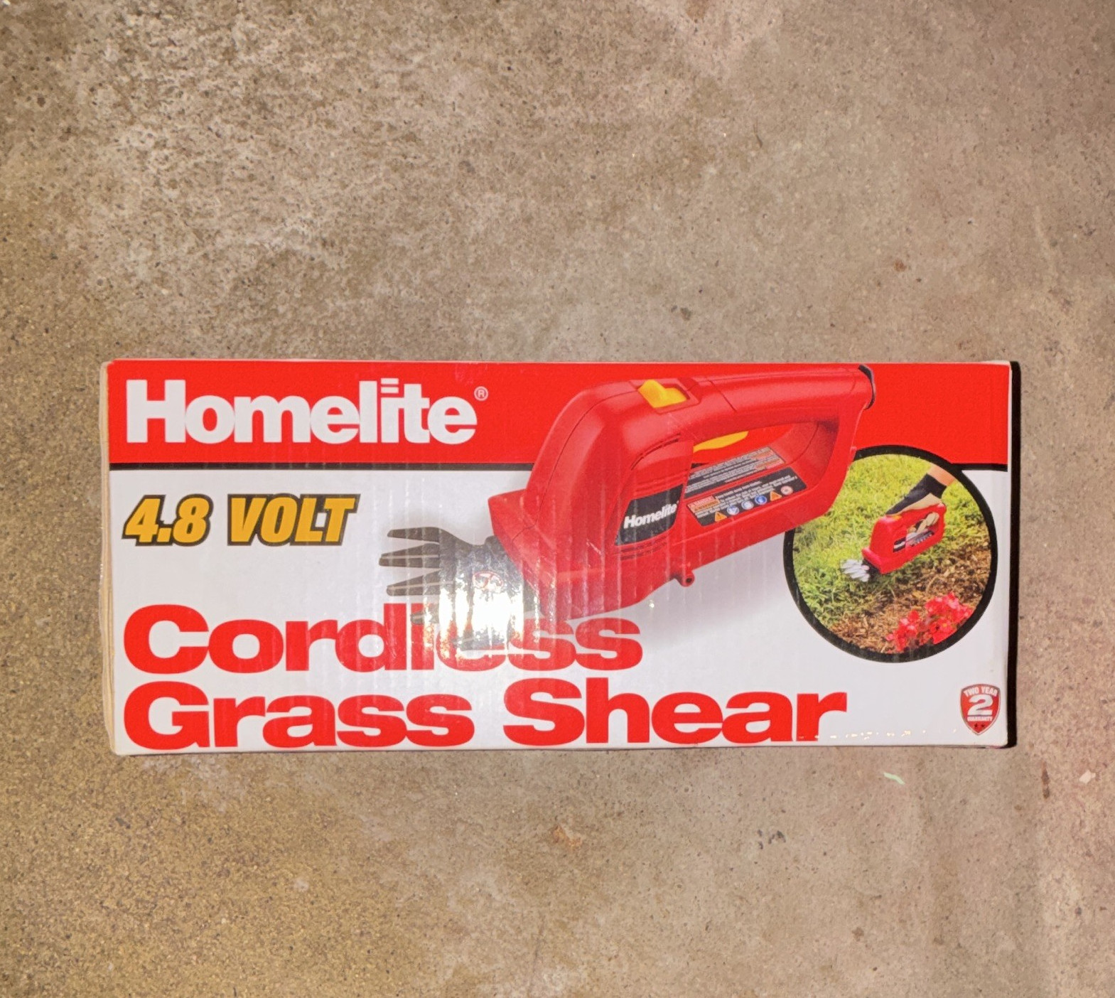 Homelite UT44172 Cordless Grass Shears - 3-Inch Steel Blade...