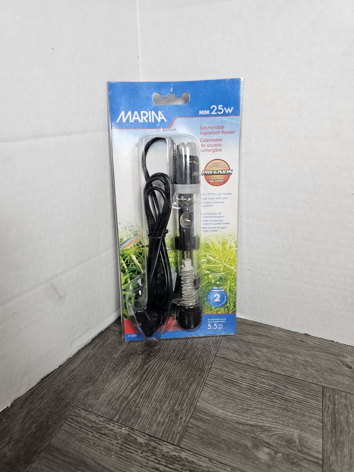 Marina Submersible Aquarium Heater - Pre-Set 70 Degrees