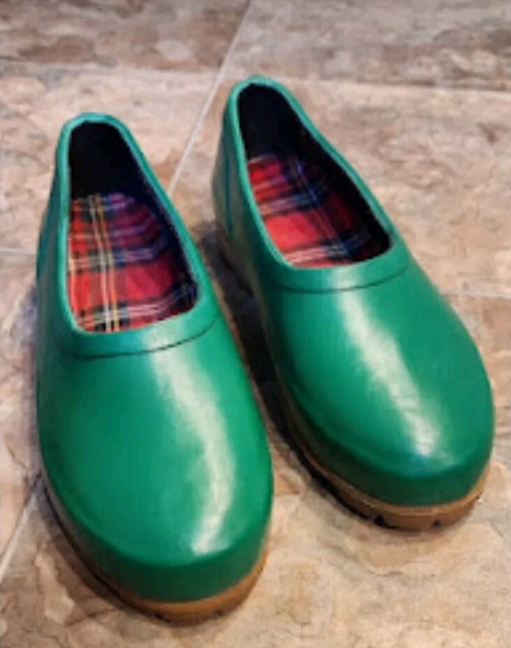 Midwest Women's Size 7 Green Rubber Rainproof Garden Slip-On...