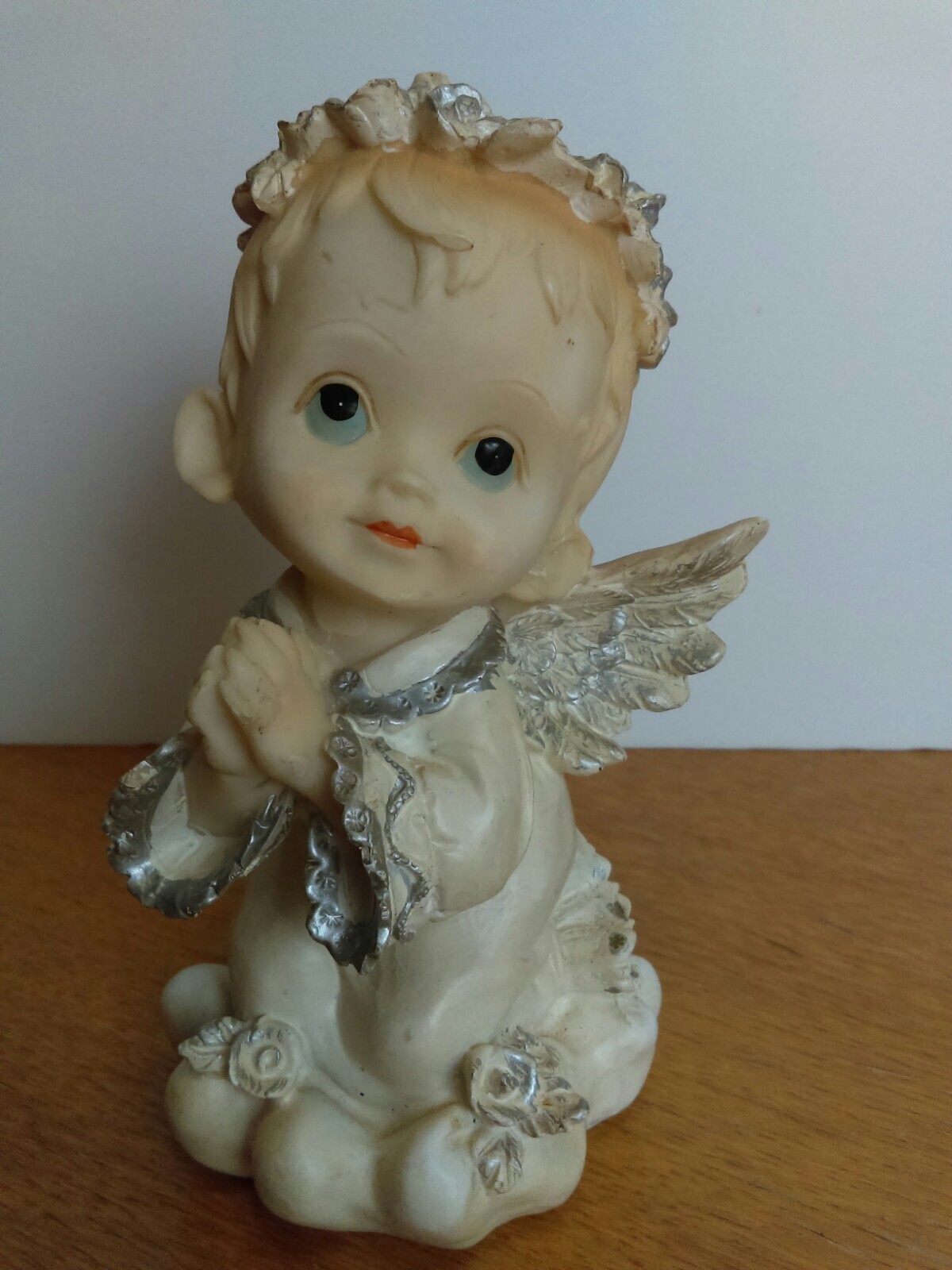 Yardworks Originals Angel Figurine (6" Hollow)