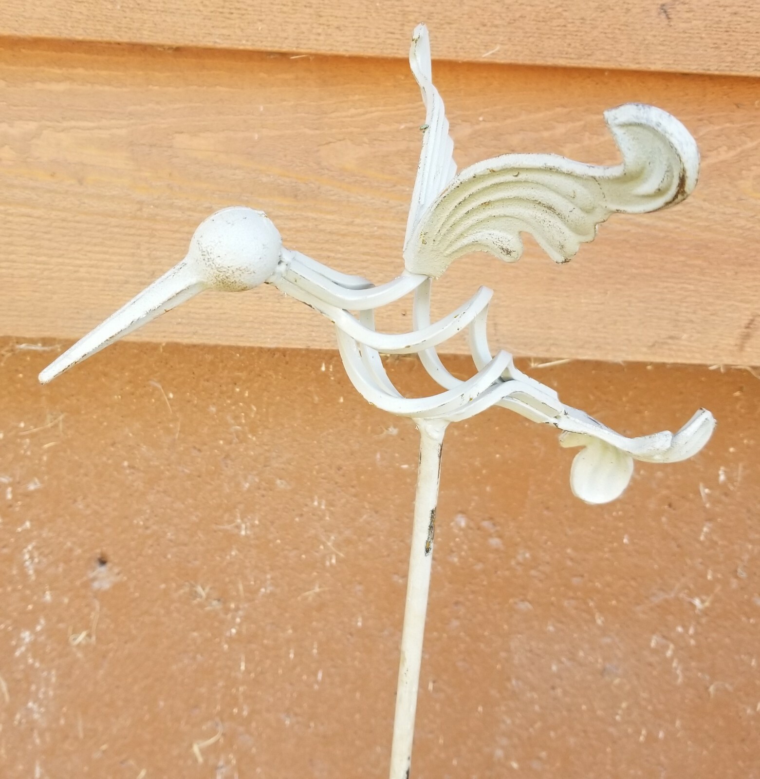 Wrought Iron Hummingbird Plant Stake (12" x 3")