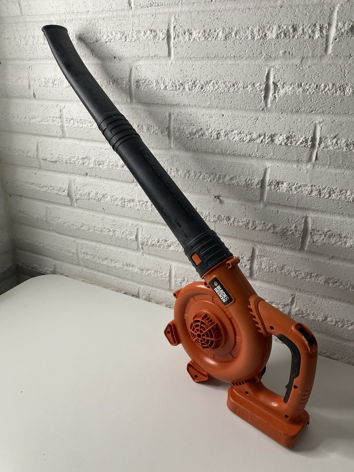 Black & Decker NSW18 Leaf Blower Sweeper - Tool Only - Worki...