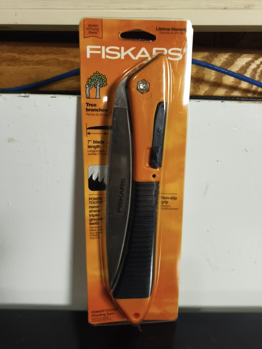 Fiskars Power Tooth Folding Saw 7 Inch Garden Tool