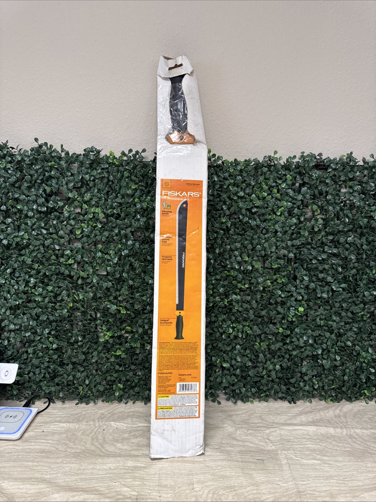 Fiskars Tempered Steel Machete - Lightweight & Super Sharp B...