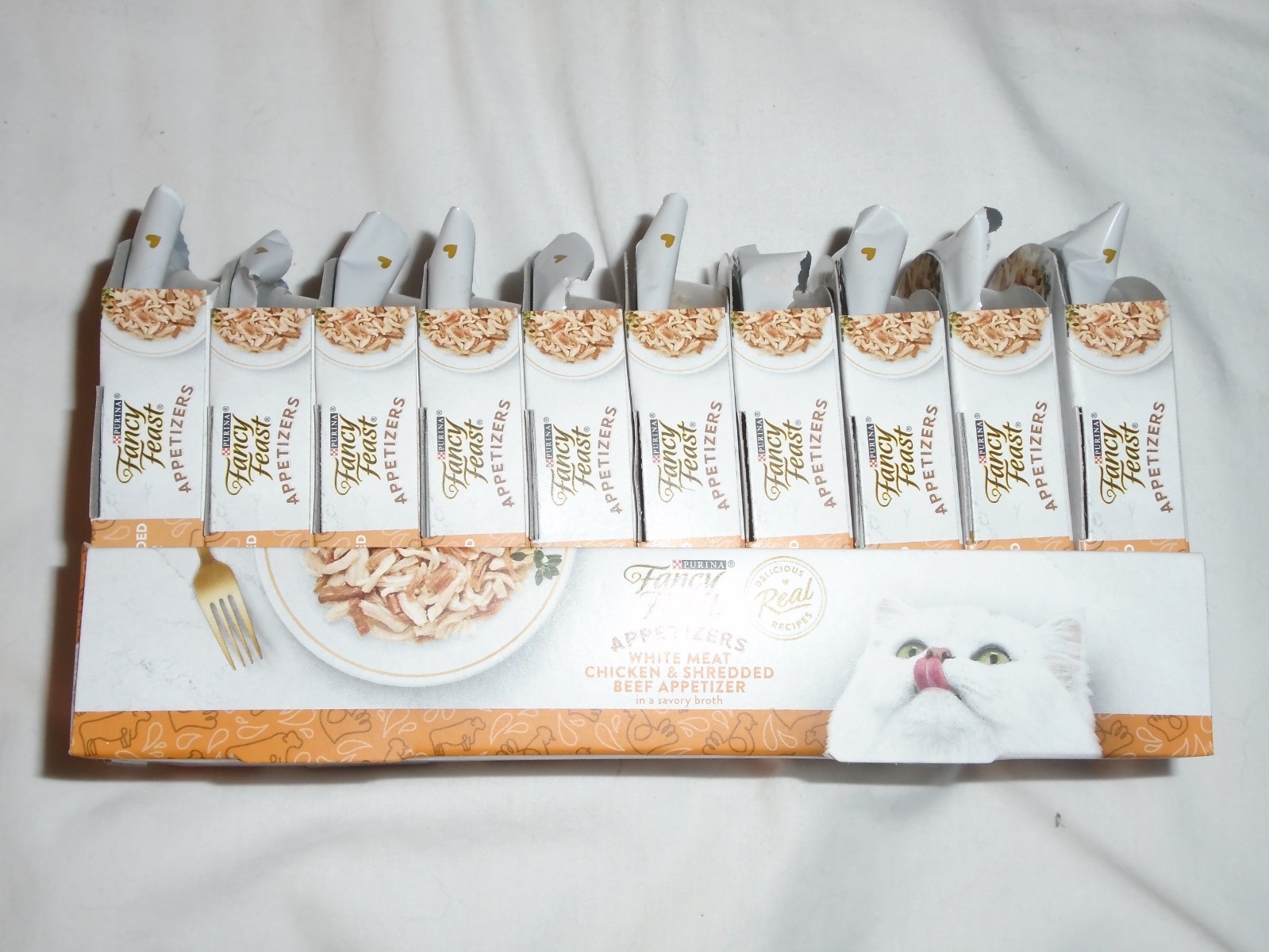 Purina Fancy Feast Appetizers White Meat Chicken & Beef Cat...