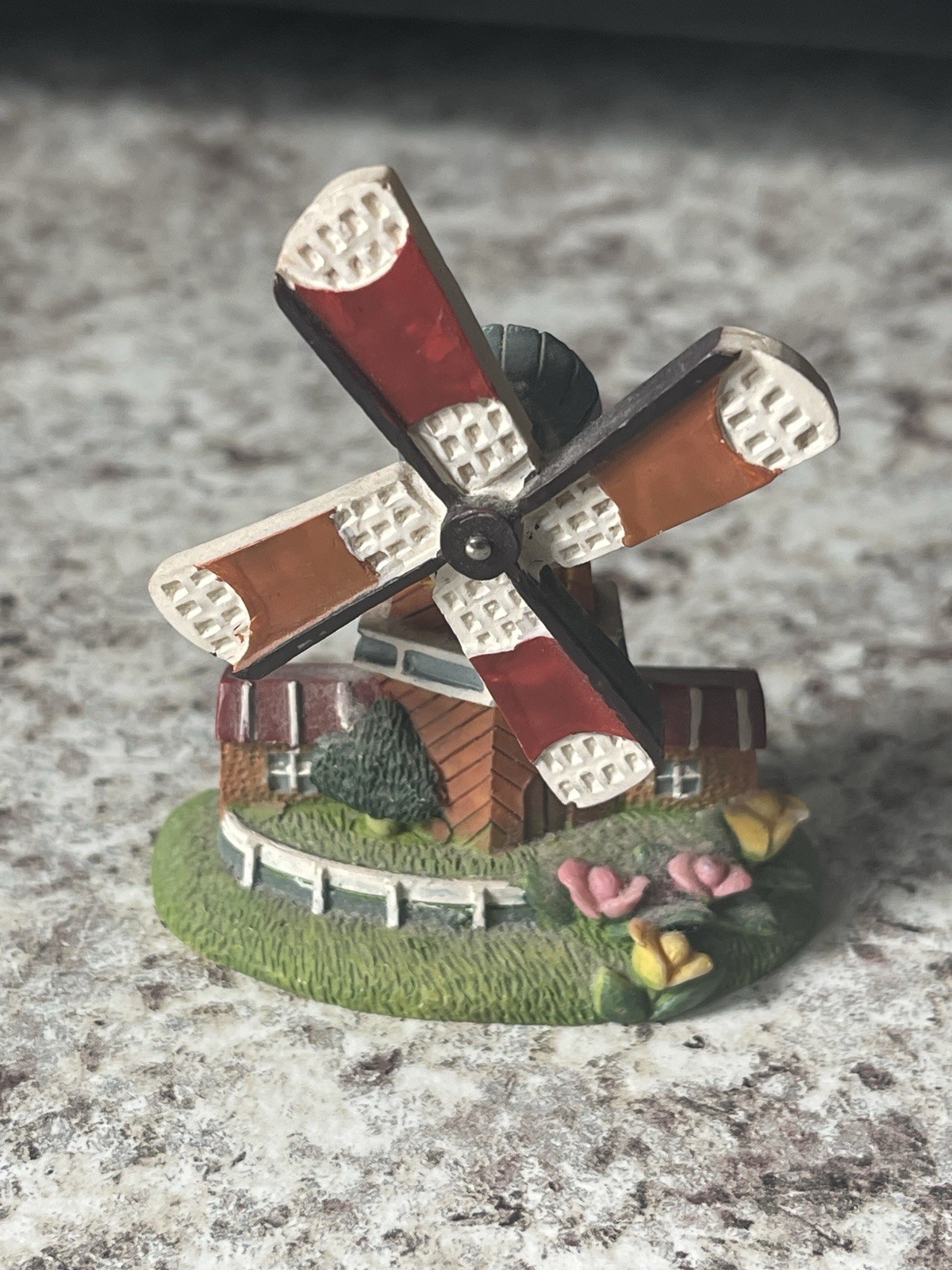 Holland Fairy Garden Miniature Windmill House (Resin)