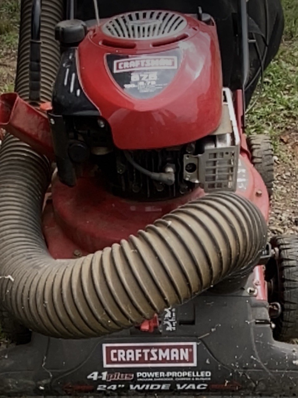 Craftsman 4-IN-1 Chipper Shredder Yard Vacuum - 24 Inch Wide