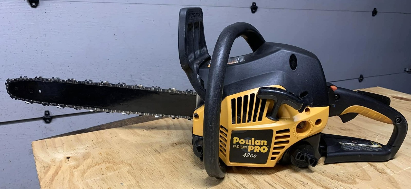 Poulan Pro PP4218AVX 42CC Chainsaw - 18" Model