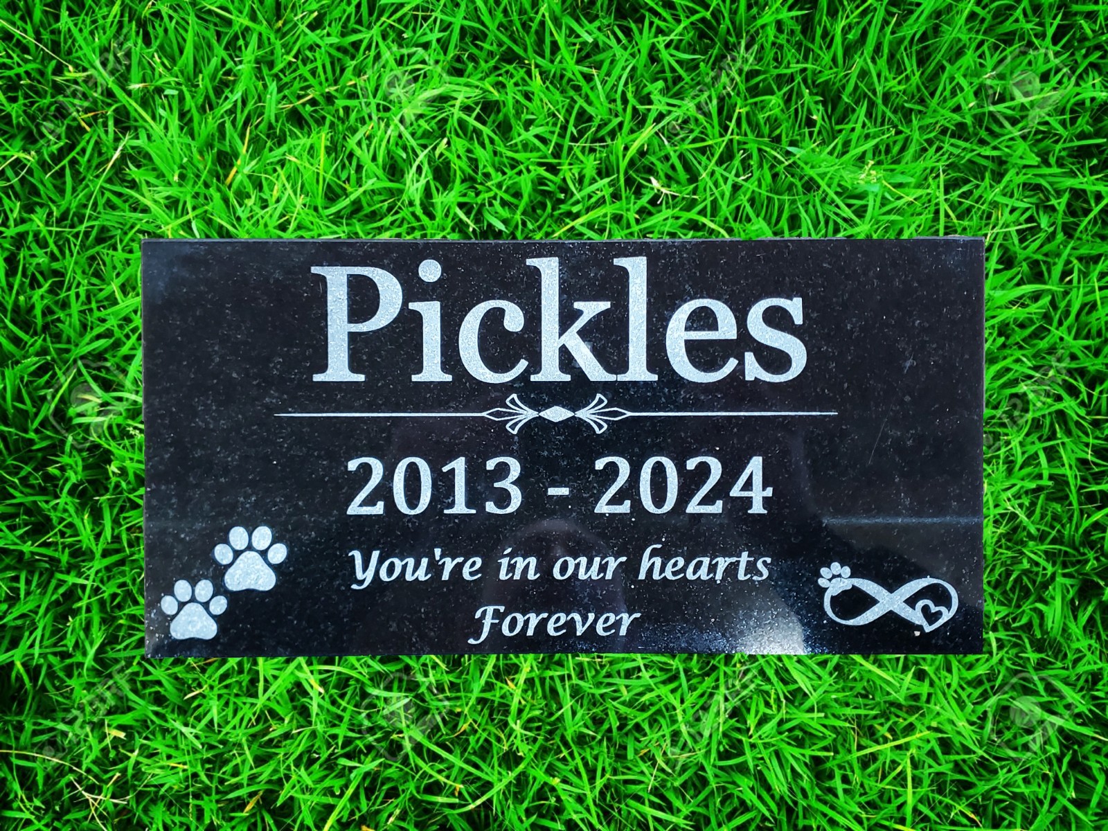 Personalized Pet Memorial Granite Stone Marker - Custom Dog...