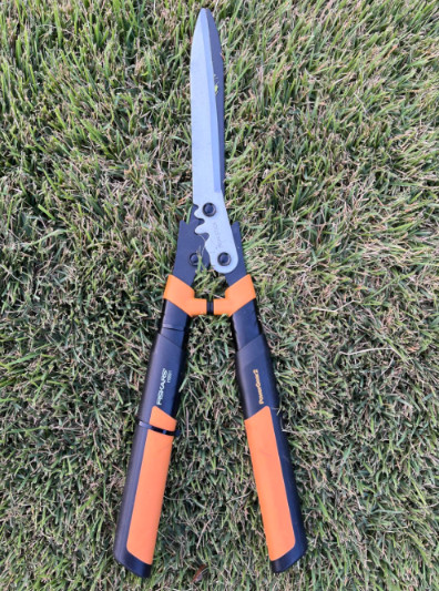 Fiskars 23-Inch Self-Sharpening Precision Hedge Shears
