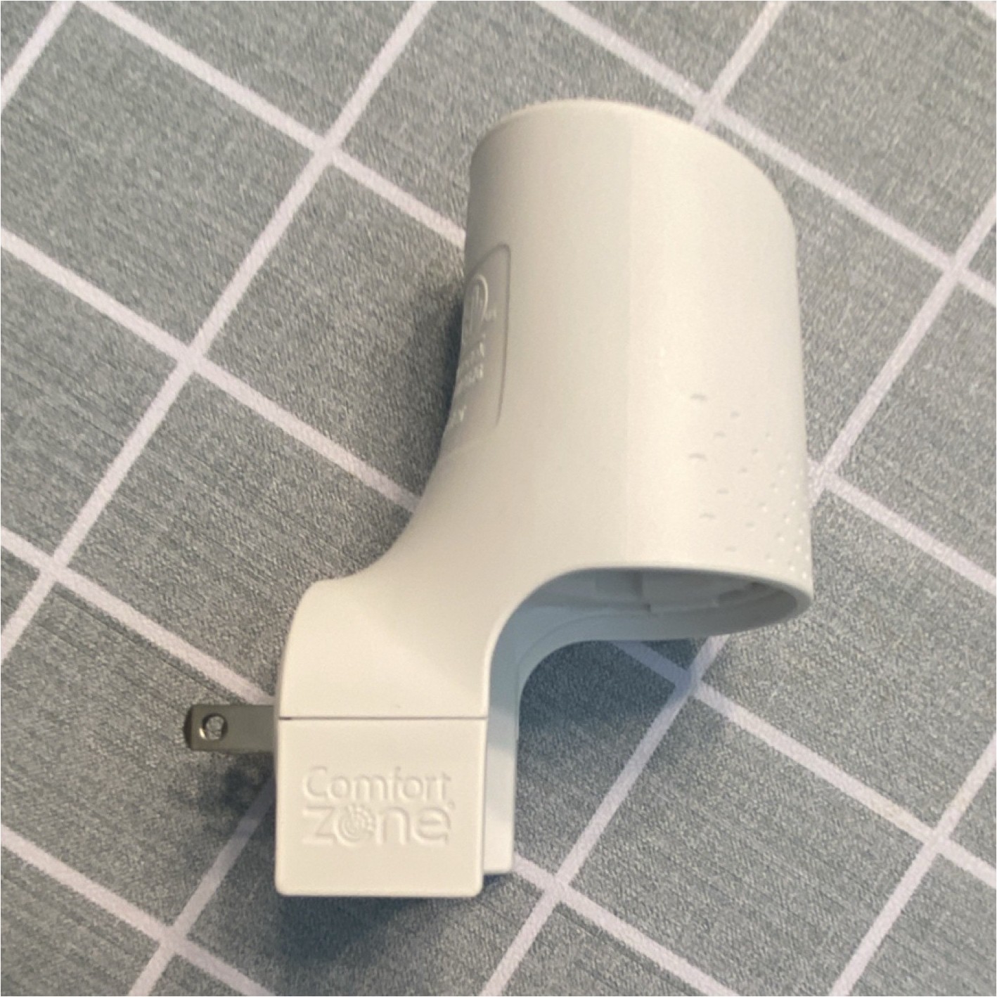 Comfort Zone Cat Pheromone Plug-In Diffuser White (Pack of 4...