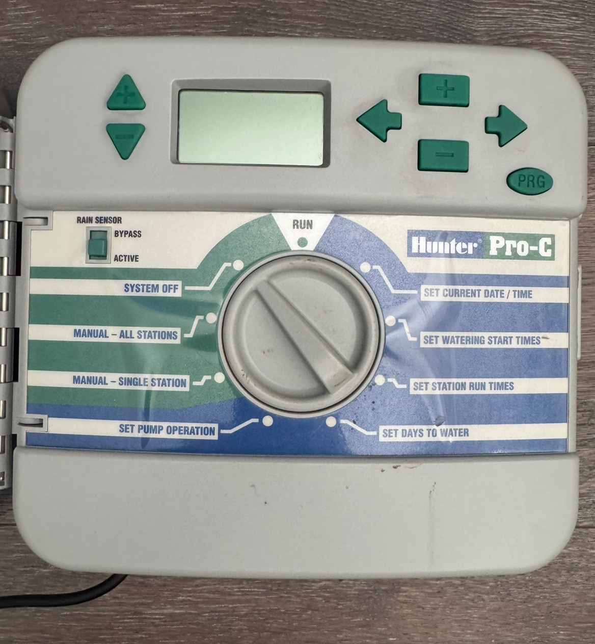 Hunter Pro-C PC-300i Irrigation Sprinkler Controller - 12 Zo...