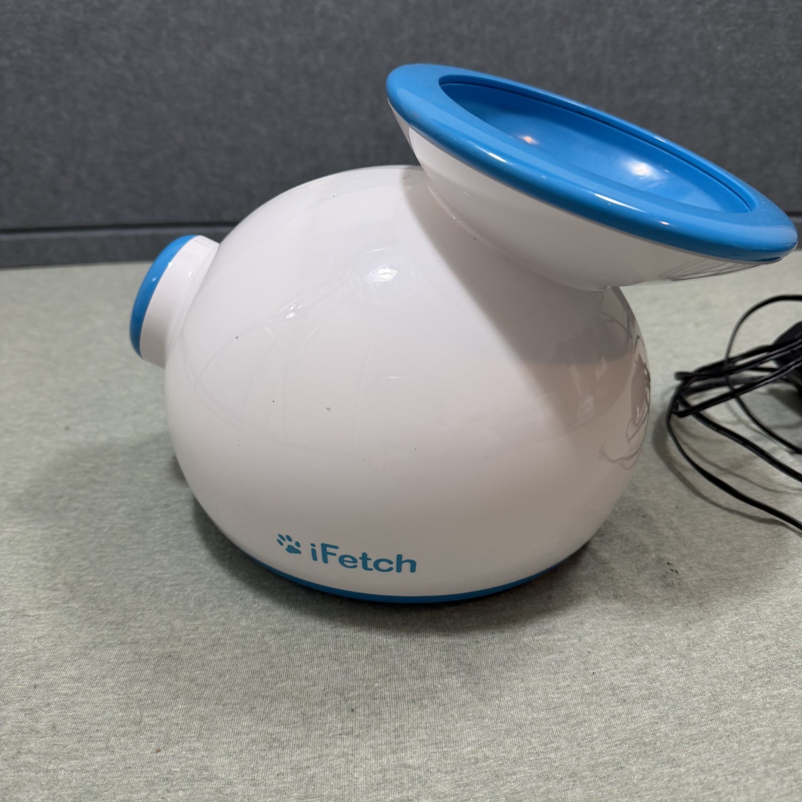Interactive Dog Ball Launcher Toy - Power Cord Included