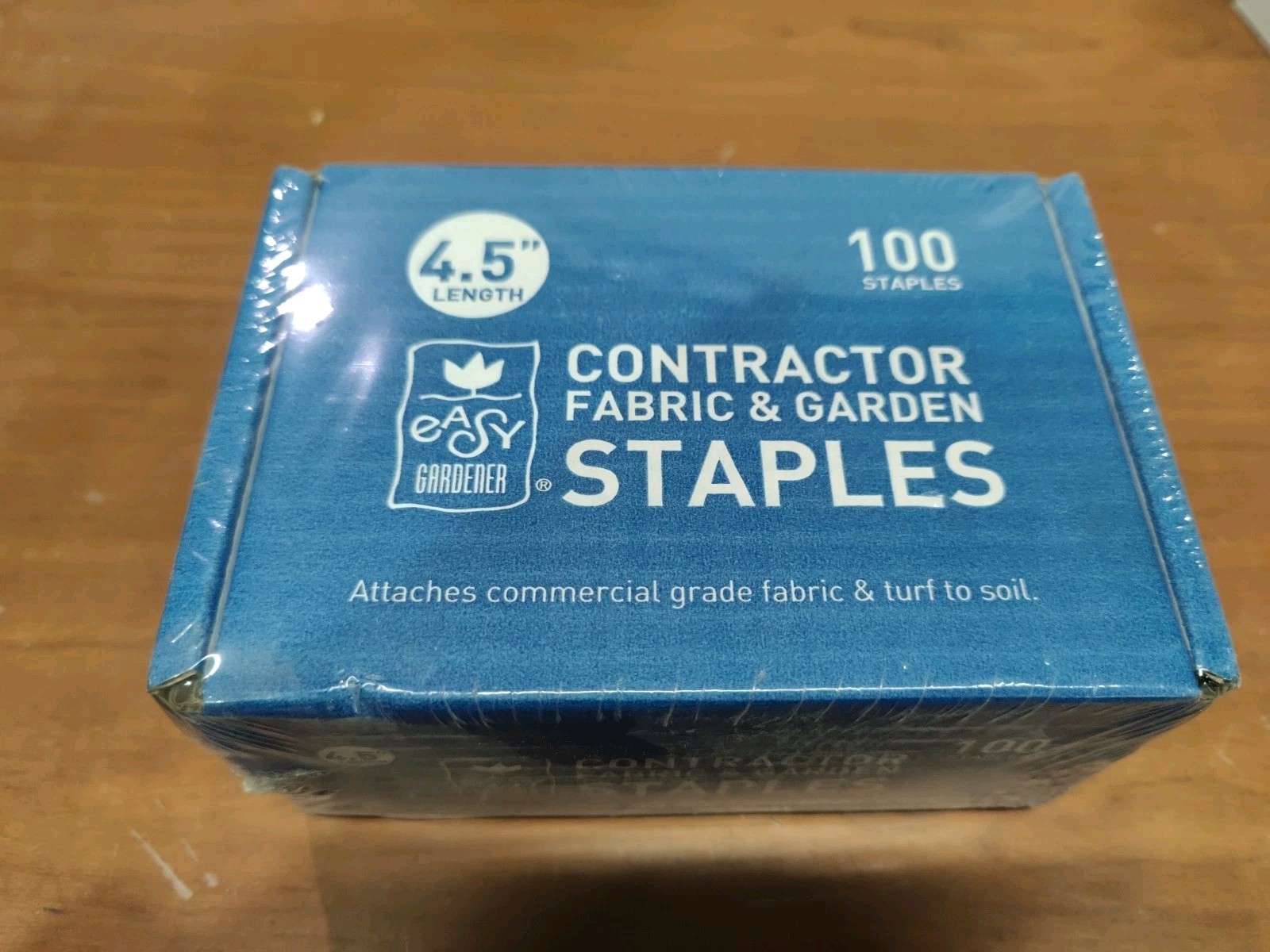 Easy Gardener 4.5"L Commercial Fabric & Garden Staples Kit