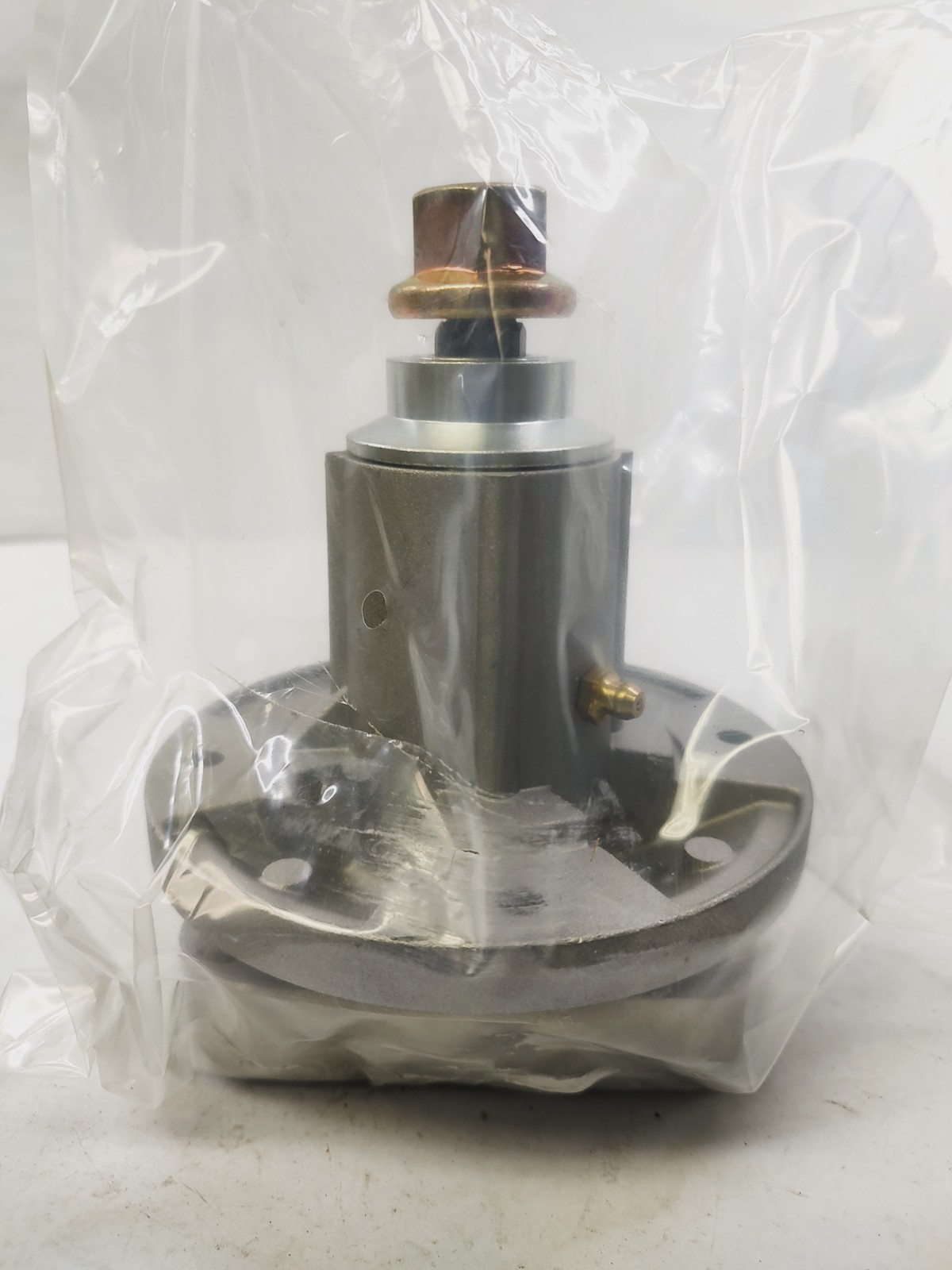 Stens 285-093 Spindle Assy for John Deere Models GY20050 & G...