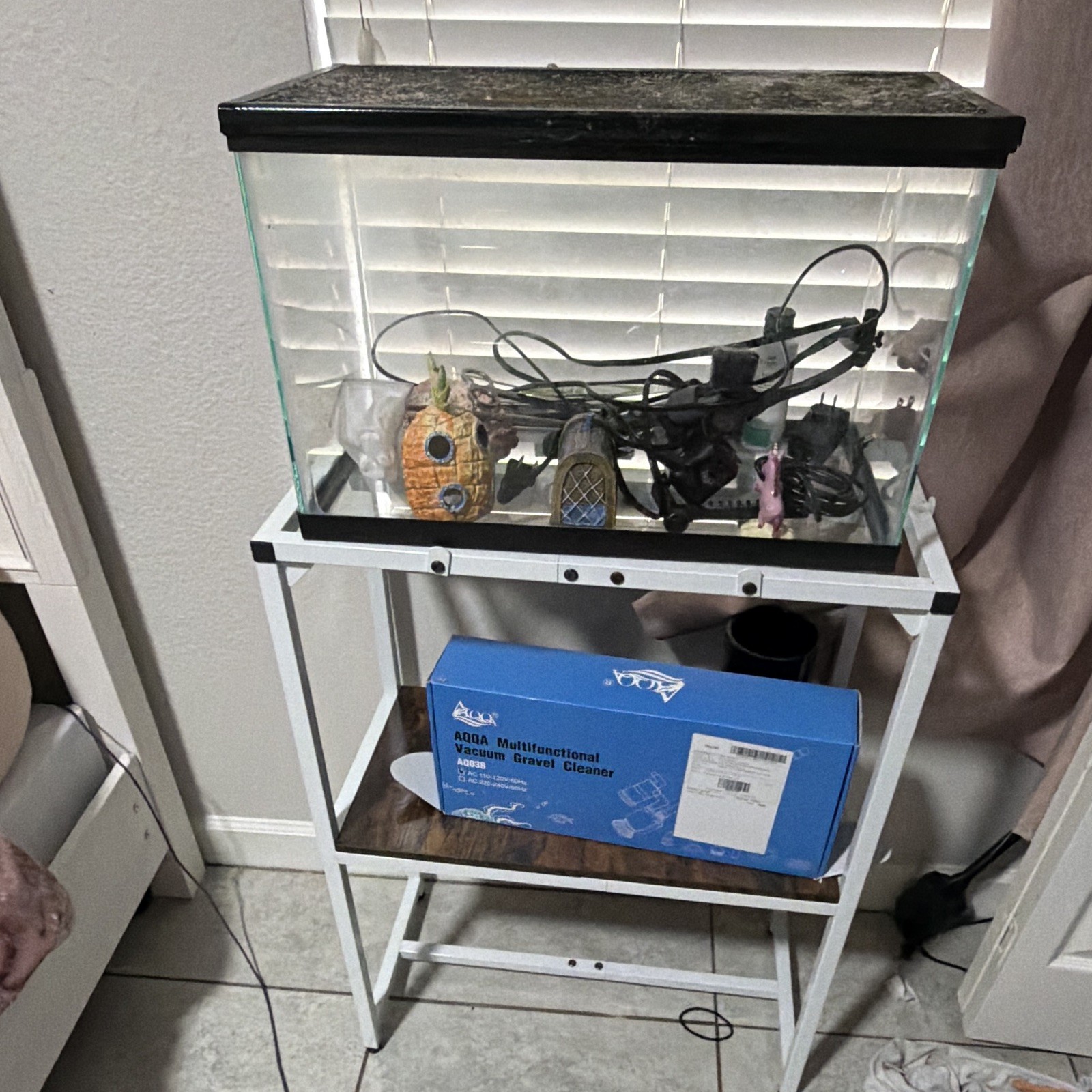 Glass Rectangle Aquarium Tank - 20 Gallons Metal Stand