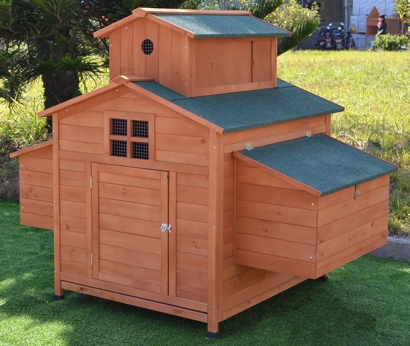 Deluxe Large Backyard Wood Chicken Coop Hen House for 6-10 C...
