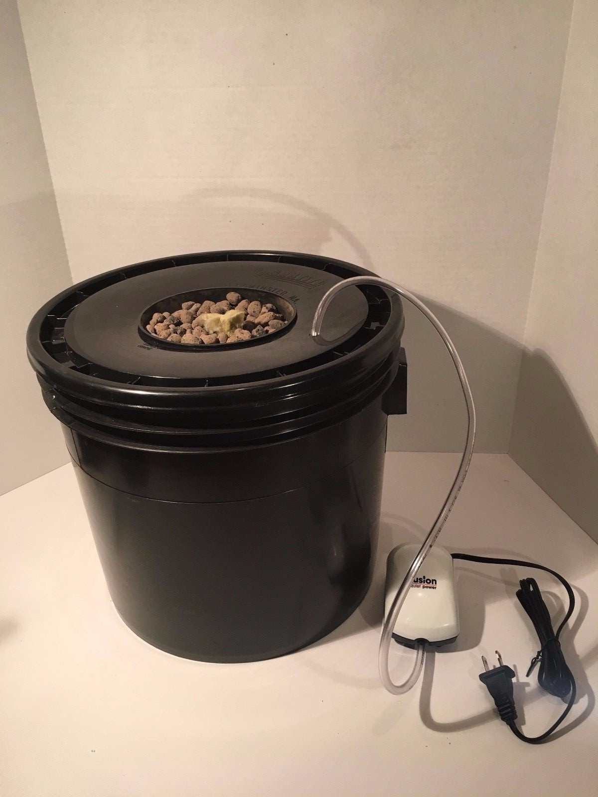 Complete Hydroponic Grow Kit - Bubble Bucket System