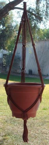Macrame Plant Hanger with 3 Arms and 6mm Sand