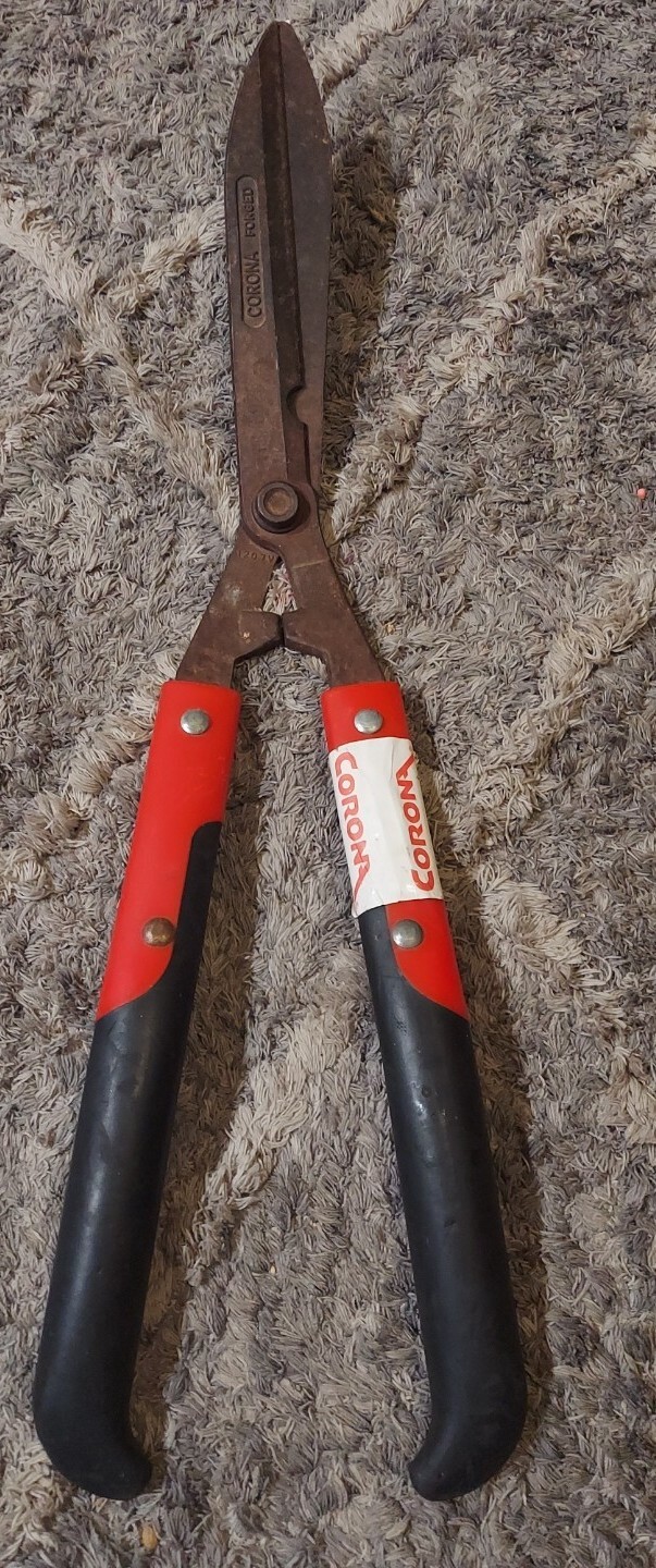 Corona Heavy Duty Hedge Shears, 22 Inches Vintage