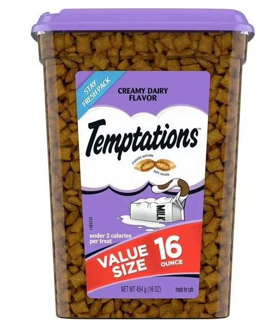 TEMPTATIONS Classic Crunchy and Soft Cat Treats Creamy Dairy...