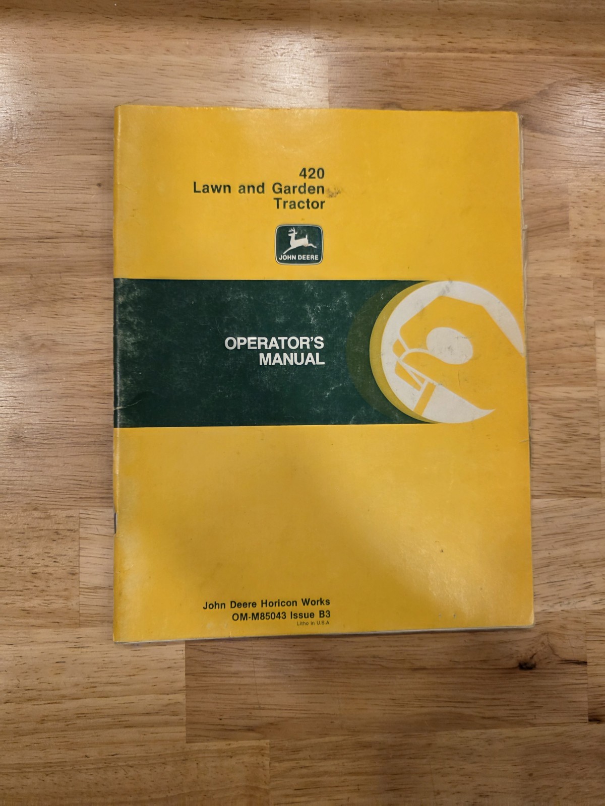 John Deere 420 Lawn & Garden Tractor Operator's Manual